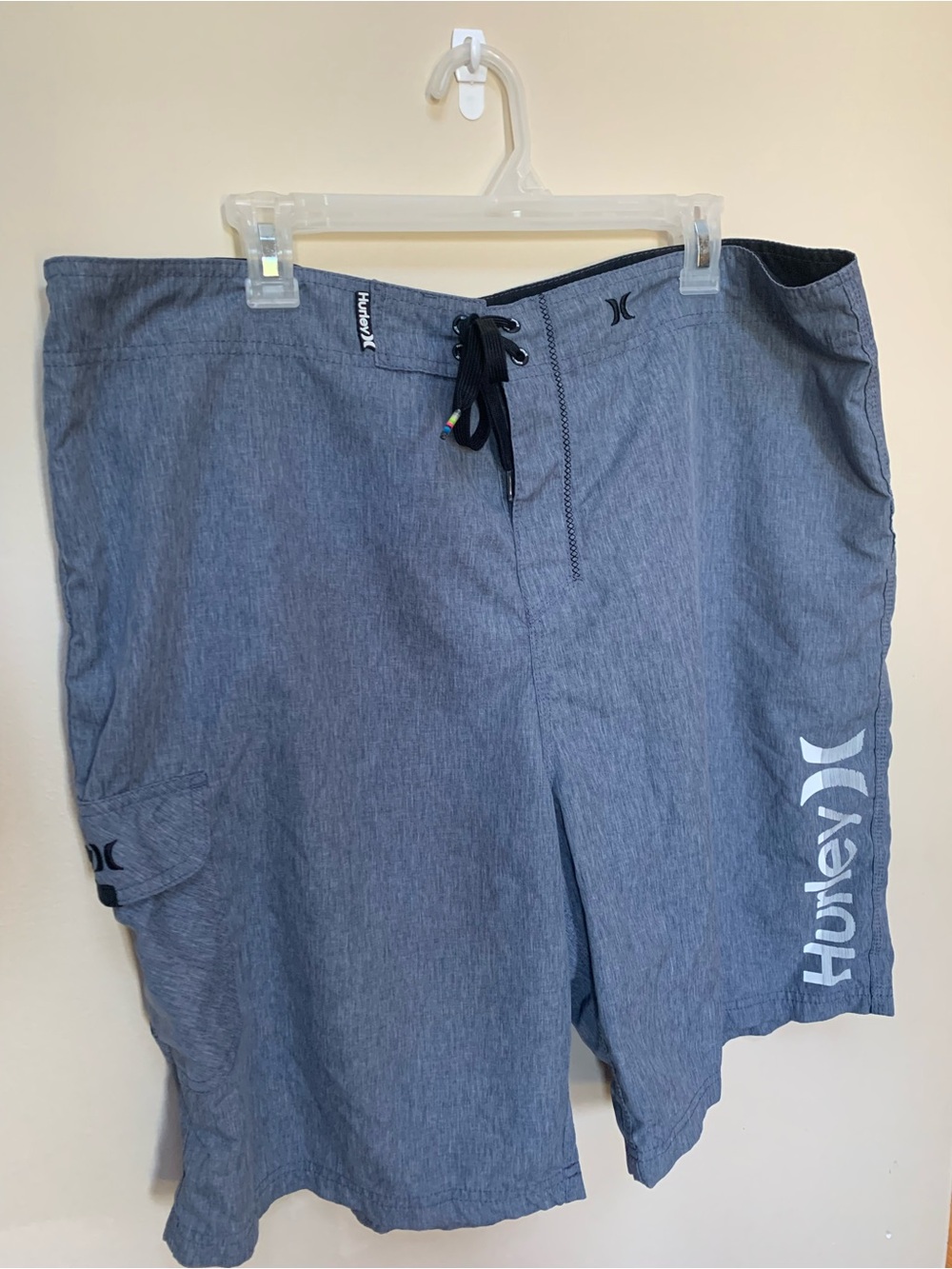 Hurley Men’s Gray-Blue Boardshorts with White Logo